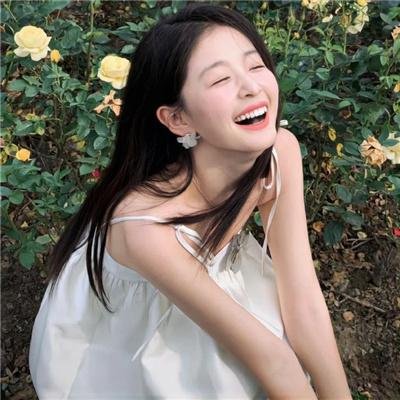 女孩不微笑